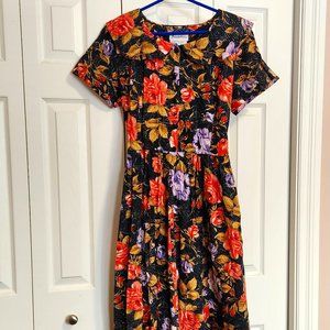 Vintage look Floral Print Dress size 16 100% Cotton